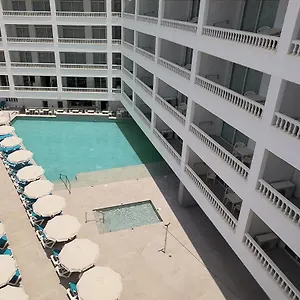 Bluesea Lagos De Cesar 4*, Пуэрто-де-Сантьяго Испания